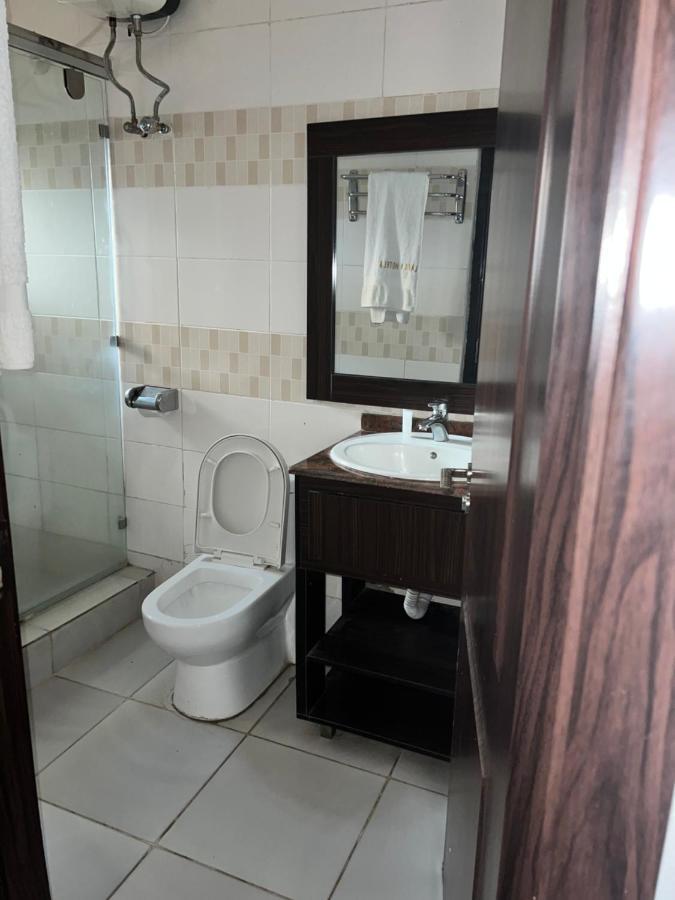 Grand Palazzo Hotel Gwarimpa アブジャ エクステリア 写真