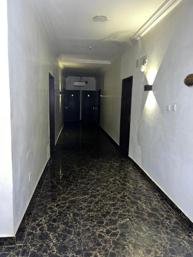Grand Palazzo Hotel Gwarimpa アブジャ エクステリア 写真
